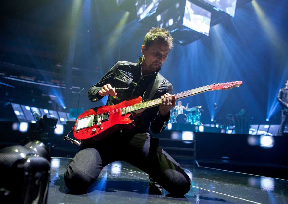 Οι Muse ανακοινώνουν παγκόσμια περιοδεία για το 2015-2016