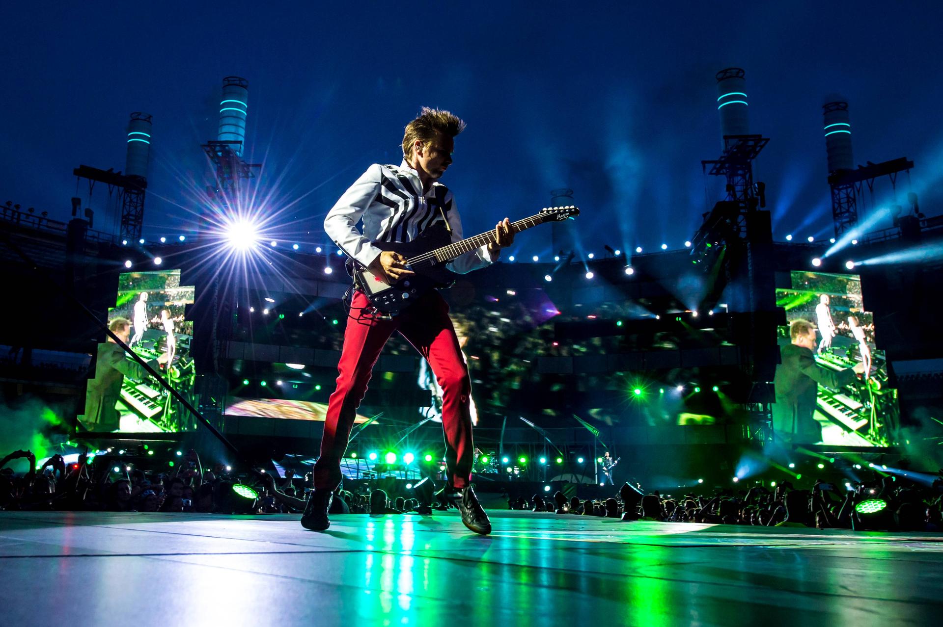 Οι Muse ανακοινώνουν παγκόσμια περιοδεία για το 2015-2016