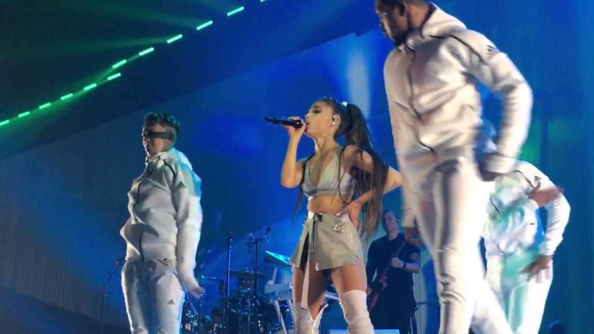 Τρόμος στο Manchester μετά τη συναυλία της Ariana Grande