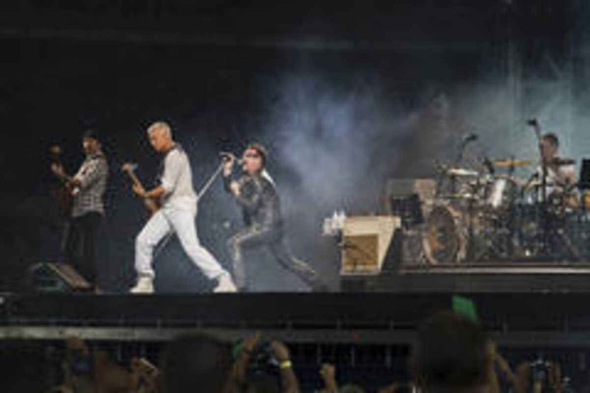 U2