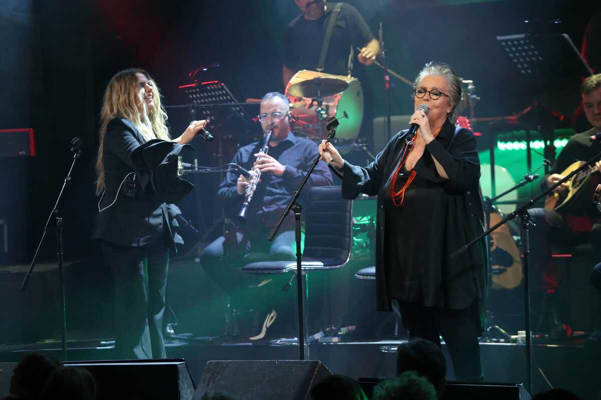 Γαλάνη Τσαλιγοπούλου VOX (1)