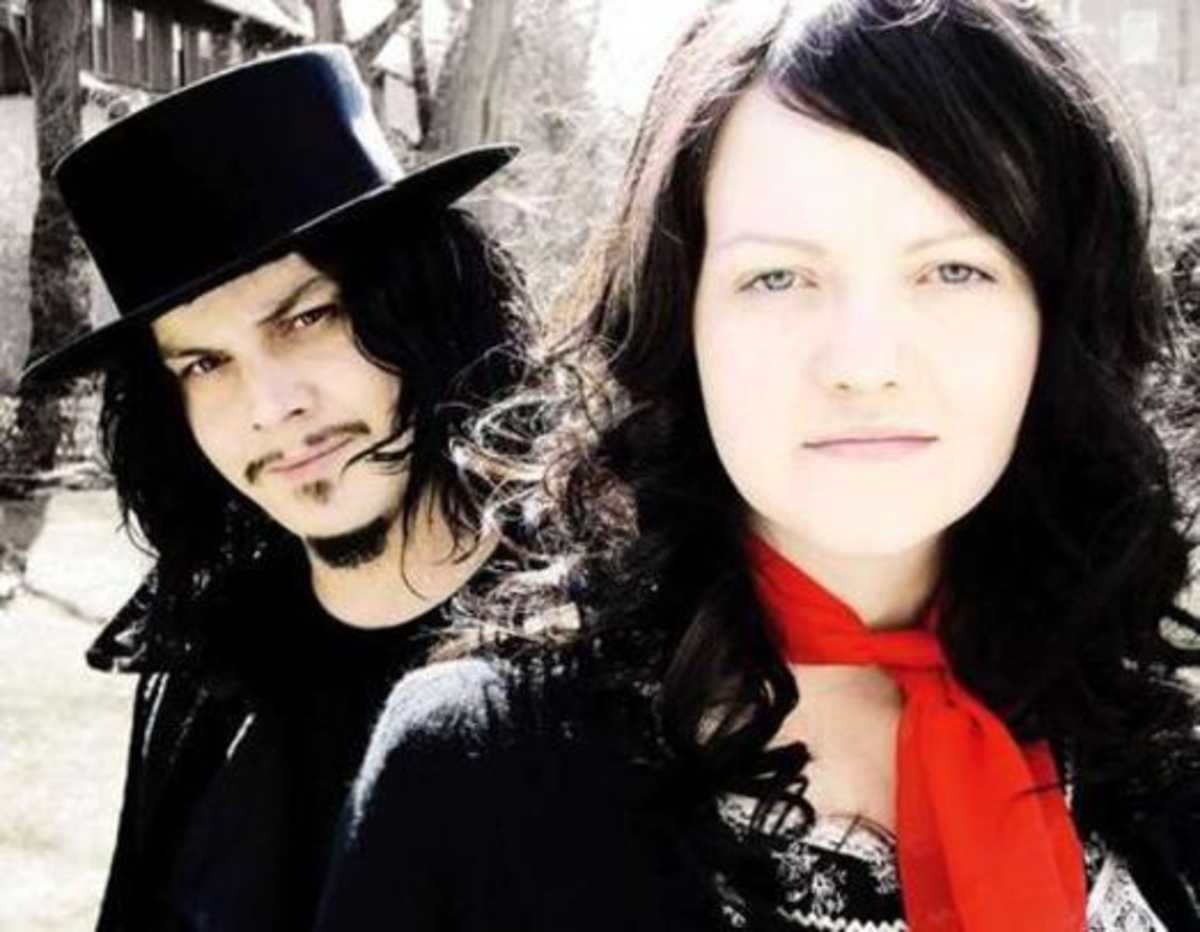 white stripes1