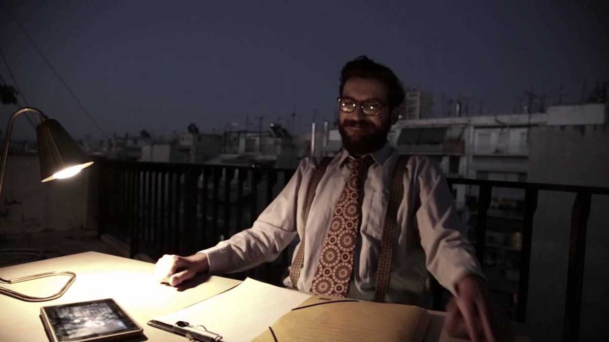 Ένας άνθρωπος υπό χρεωκοπία