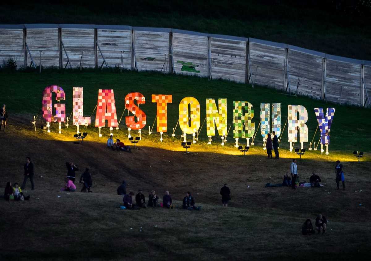 glastonbury 2016 full line up