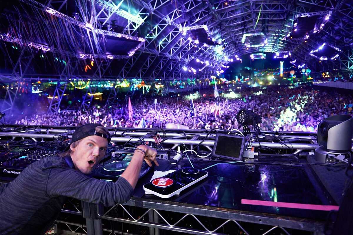 ο avicii δεν θα ξανακάνει συναυλία