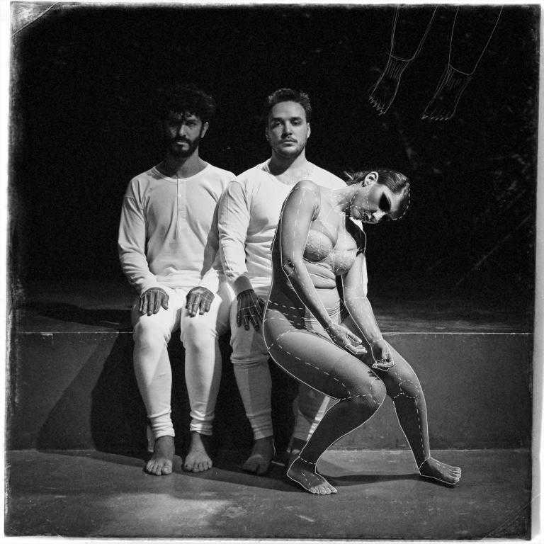 Enter Sandman @ Skrow Theatre Enter Sandman @ Skrow Theatre