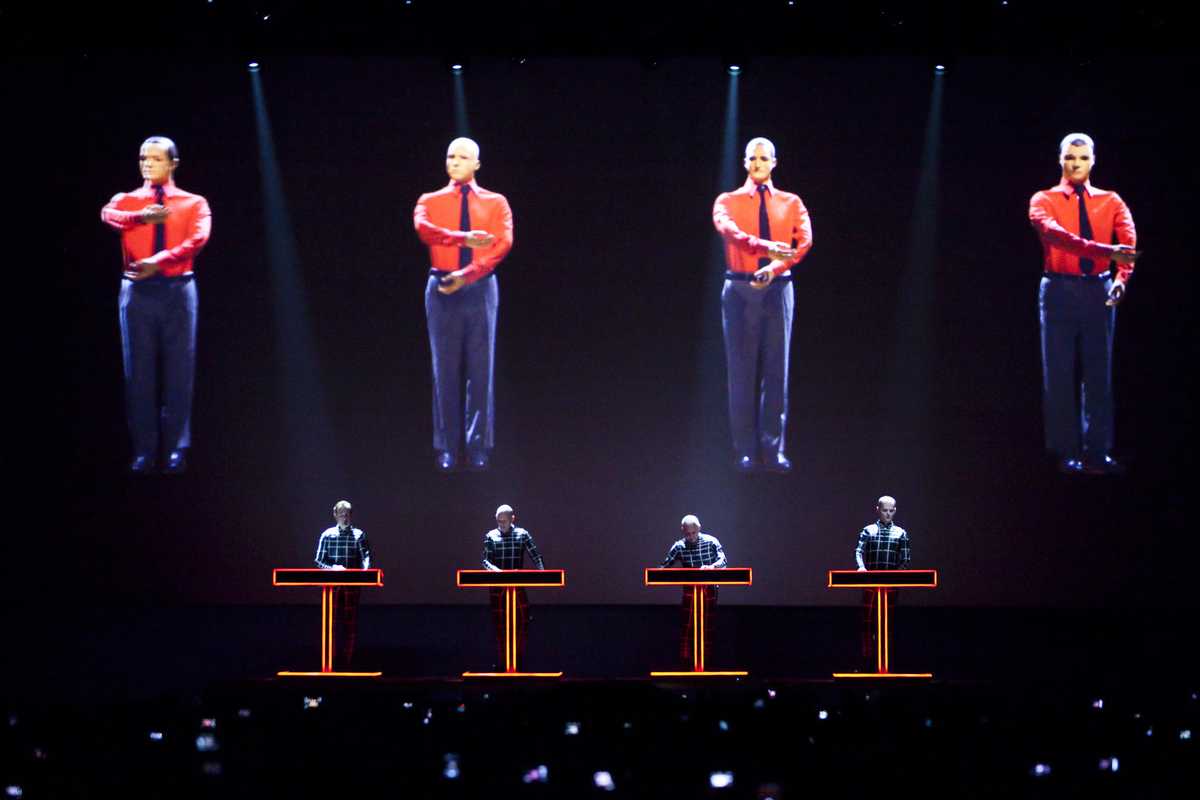 kraftwerk-3d-live-athens