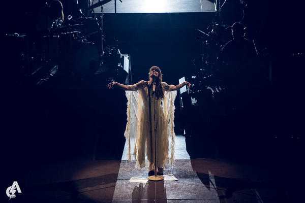 Florence + the Machine @ Ηρώδειο: Κοσμική αγάπη