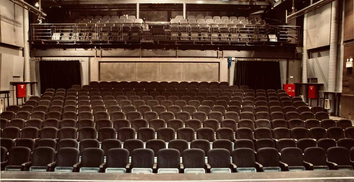 Ο χώρος του Πολιτισμού και ειδικότερα του θεάτρου ξεψυχάει